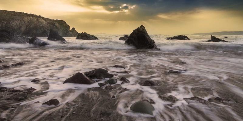 上海久久环保：水处理与废气治理专家，提供危废管理处置一站式解决方案