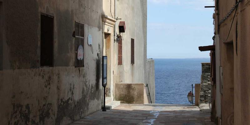 从设计到运维：上海久久环保的一体化污水处理站服务全解析